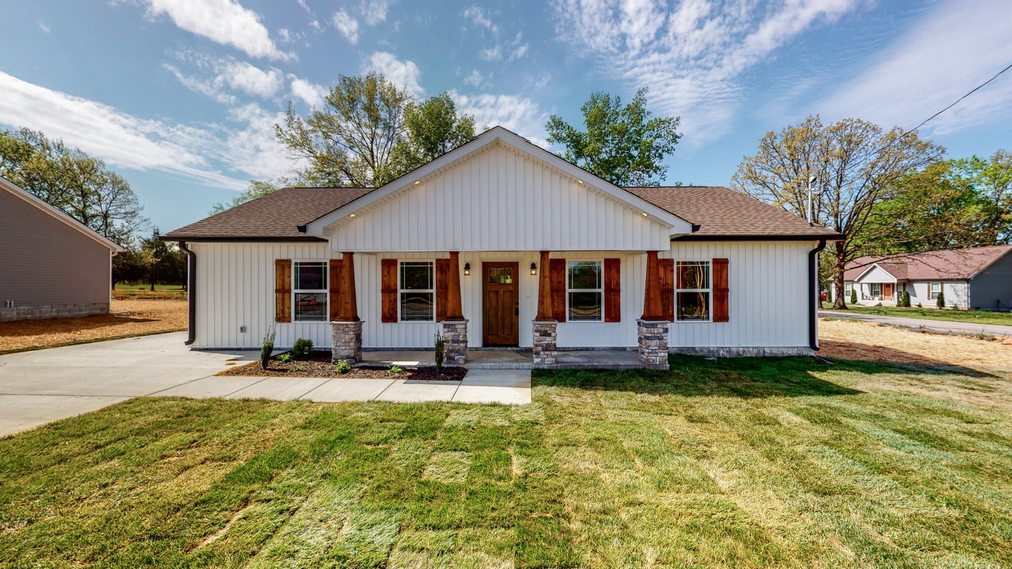 Property Photo:  100 E. Bomar Ct.  TN 37160 