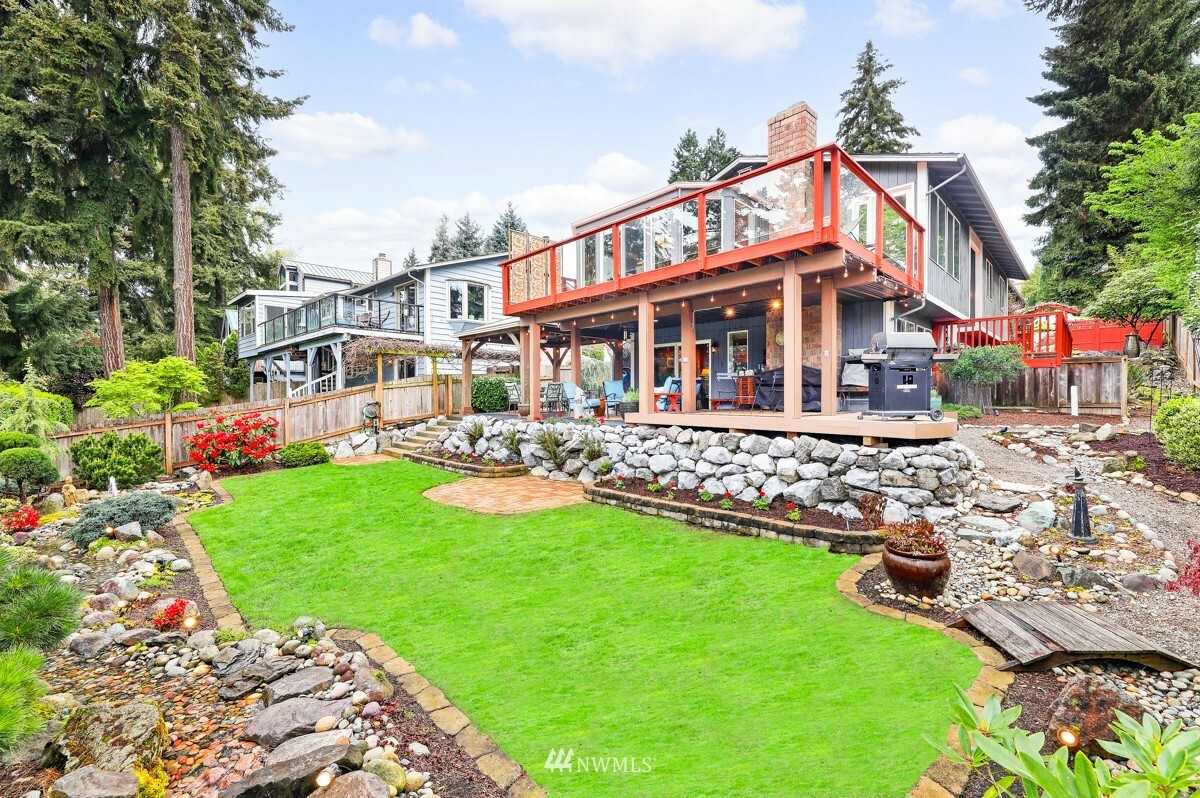 Property Photo:  8031 NE 112th Street  WA 98034 