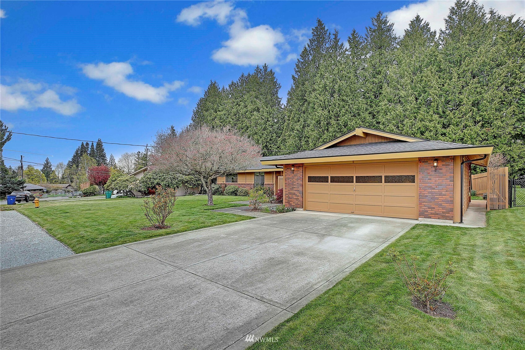 Property Photo:  7415 69th Avenue NE  WA 98270 