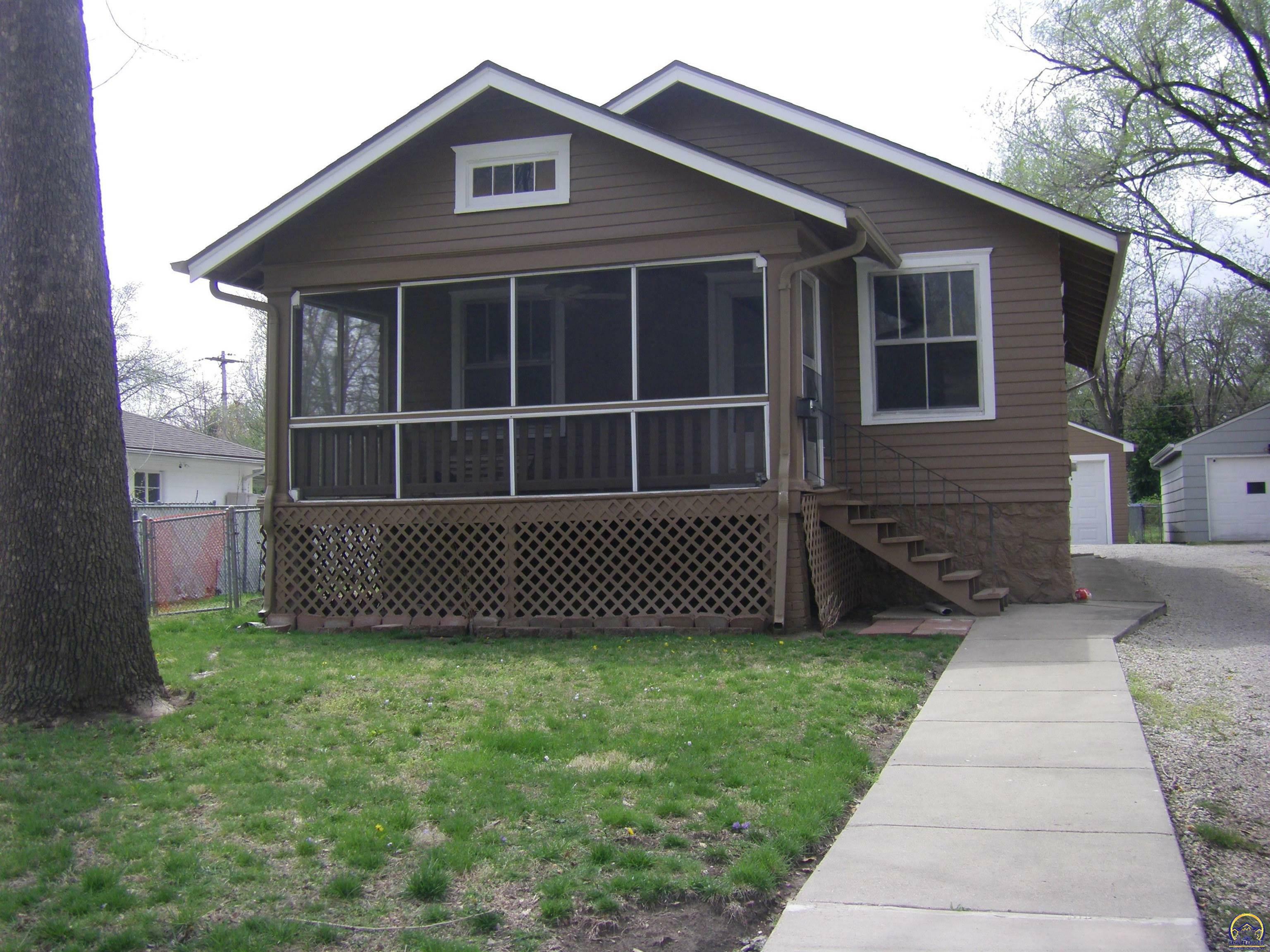 737 SW Watson Ave  Topeka KS 66606 photo