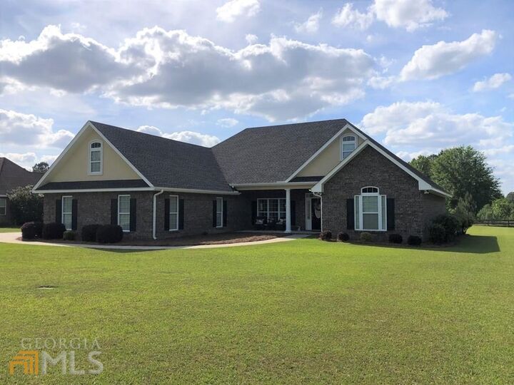 100 Hedge Way  Dublin GA 31021 photo
