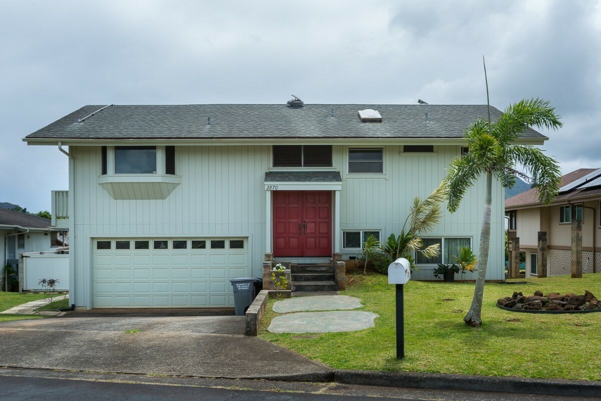 Property Photo:  2870 Kanani St  HI 96766 