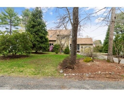 Property Photo:  1 Chesterfield Street  MA 01701 