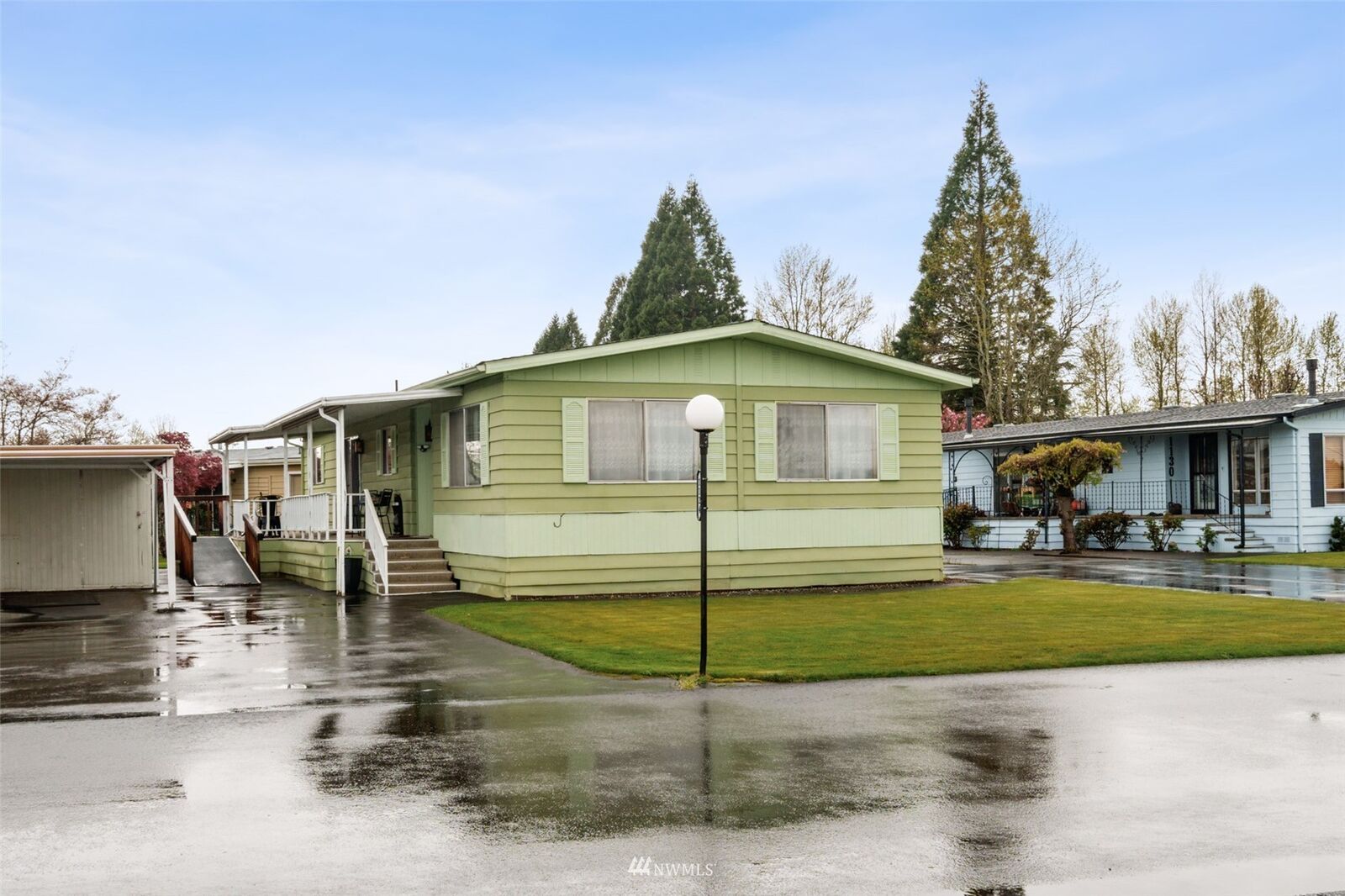 Property Photo:  1124 Mt Villa Drive  WA 98022 