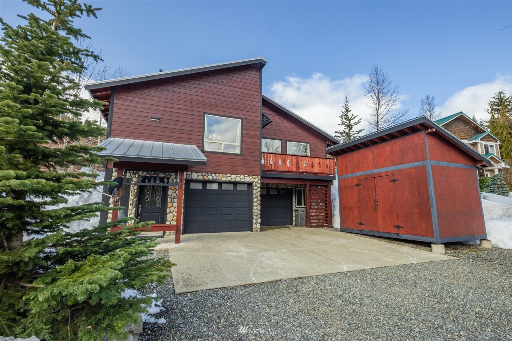 Property Photo:  141 E Hyak  WA 98068 