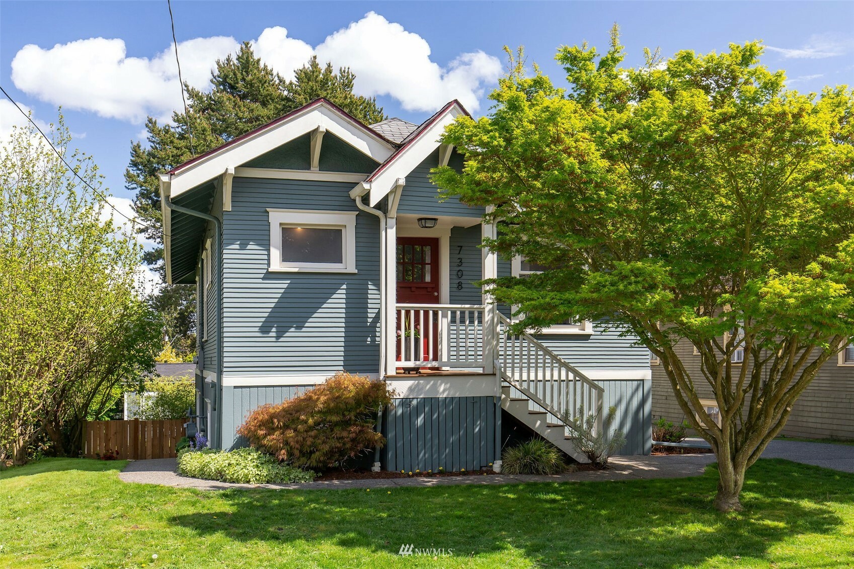 Property Photo: 7308 22nd Avenue NW WA 98117