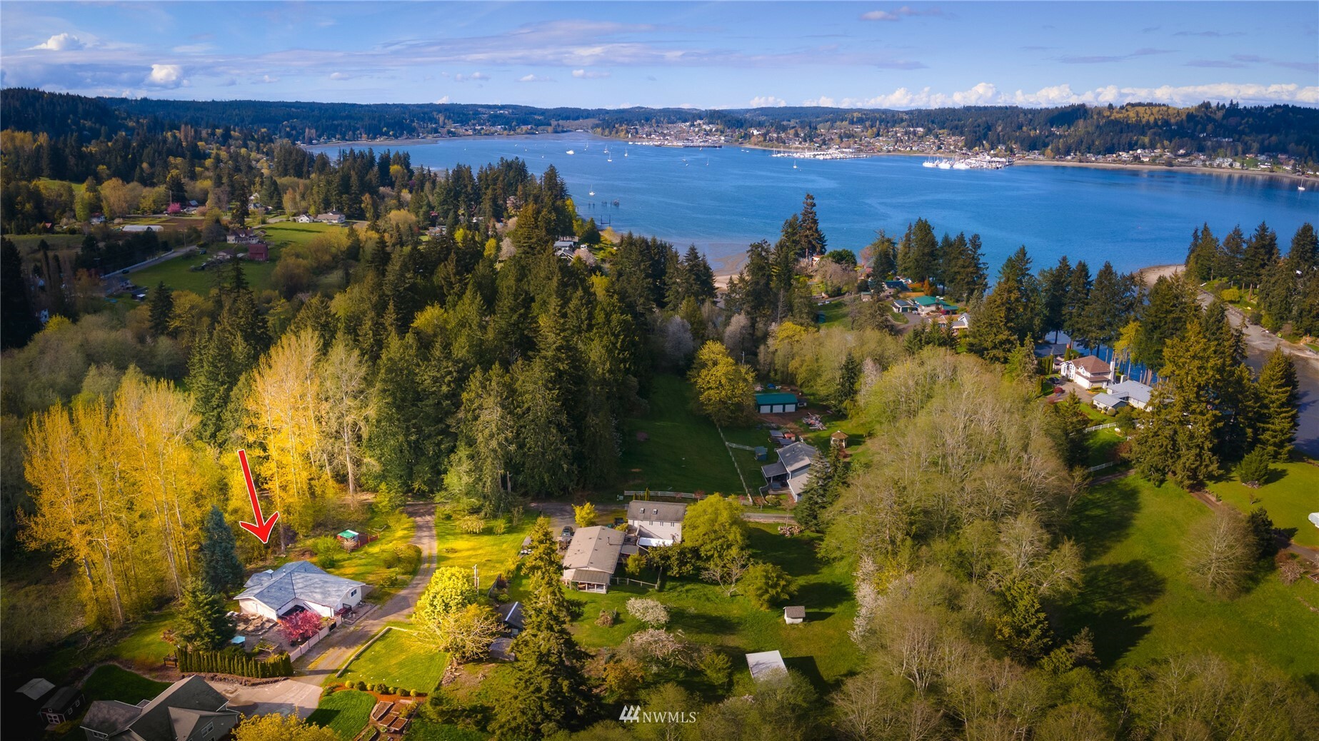 Property Photo:  395 NW Blomster Way  WA 98370 