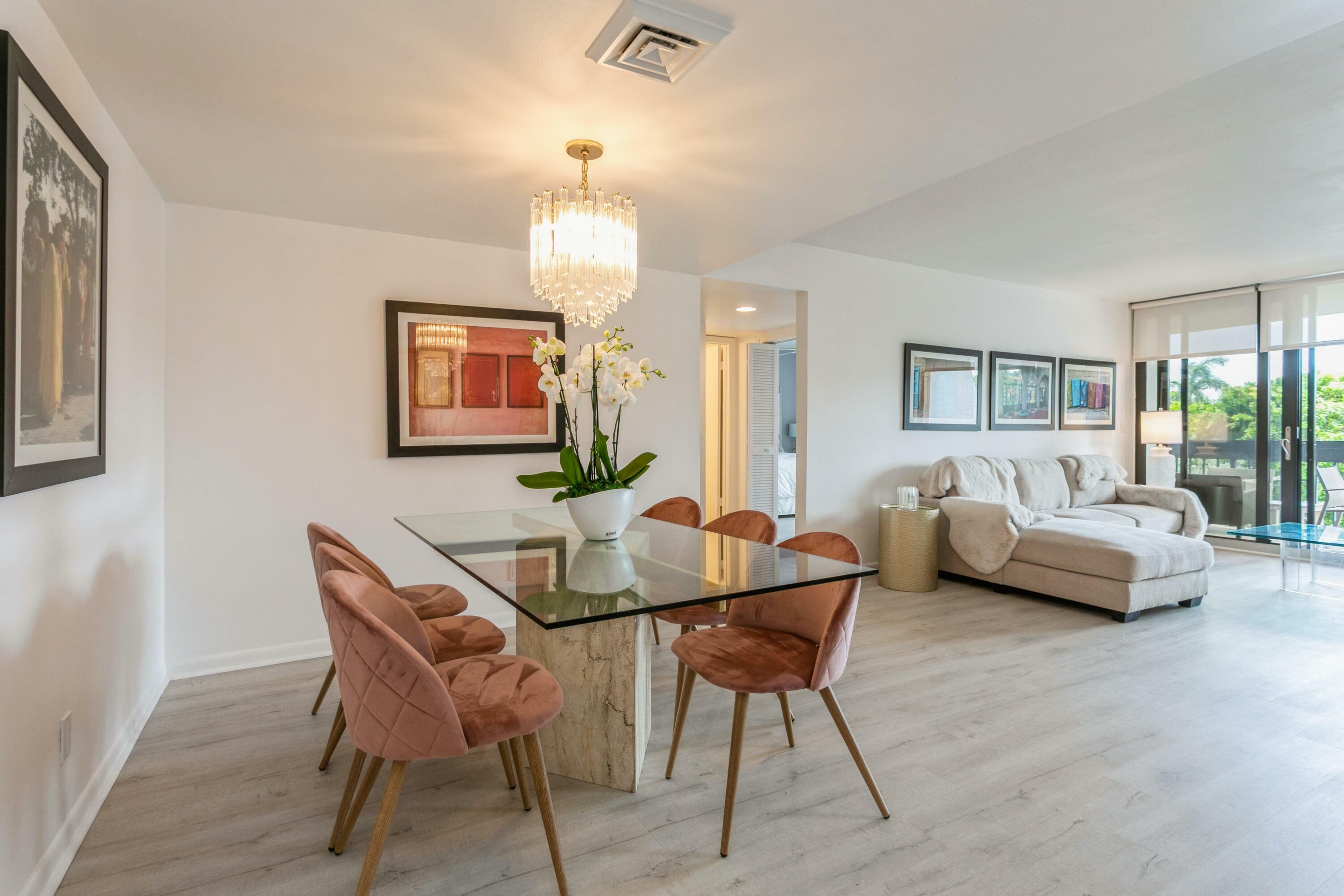 Property Photo: 2400 Presidential Way 204 FL 33401