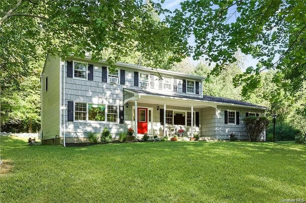 Property Photo:  25 W Gate Road  NY 10901 