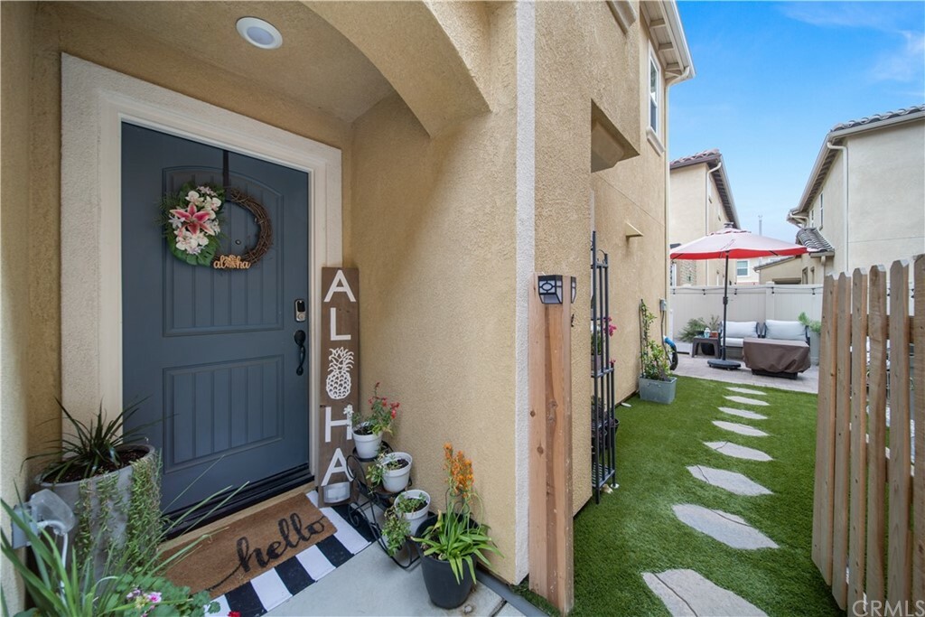 Property Photo: 41917 Zafra Street CA 92562