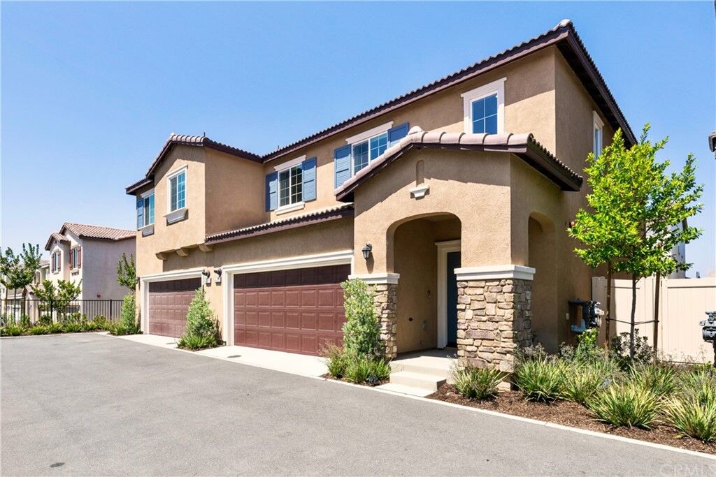 Property Photo:  24277 Bay Laurel Avenue  CA 92562 
