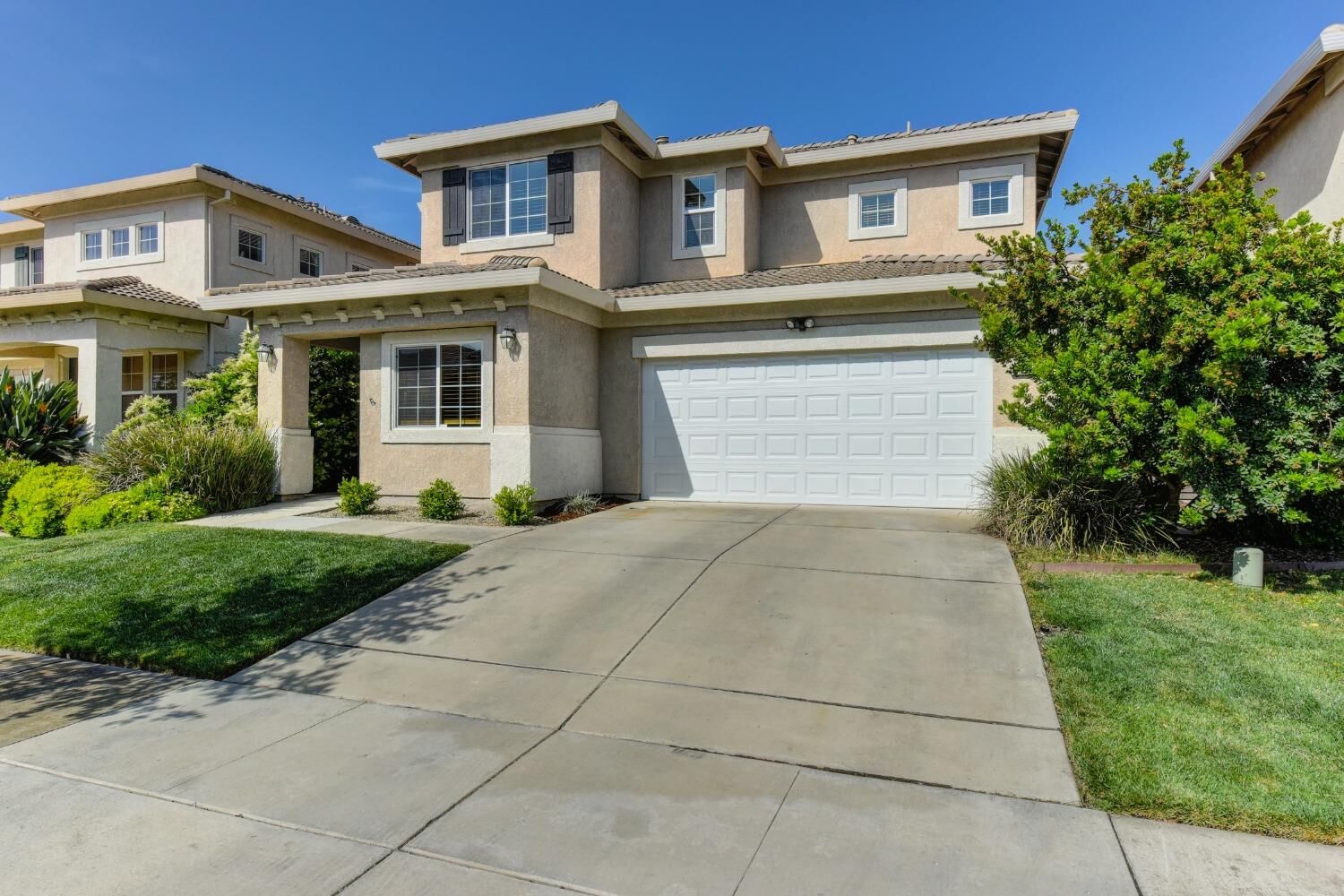 Property Photo: 5443 Dunlay Drive CA 95835