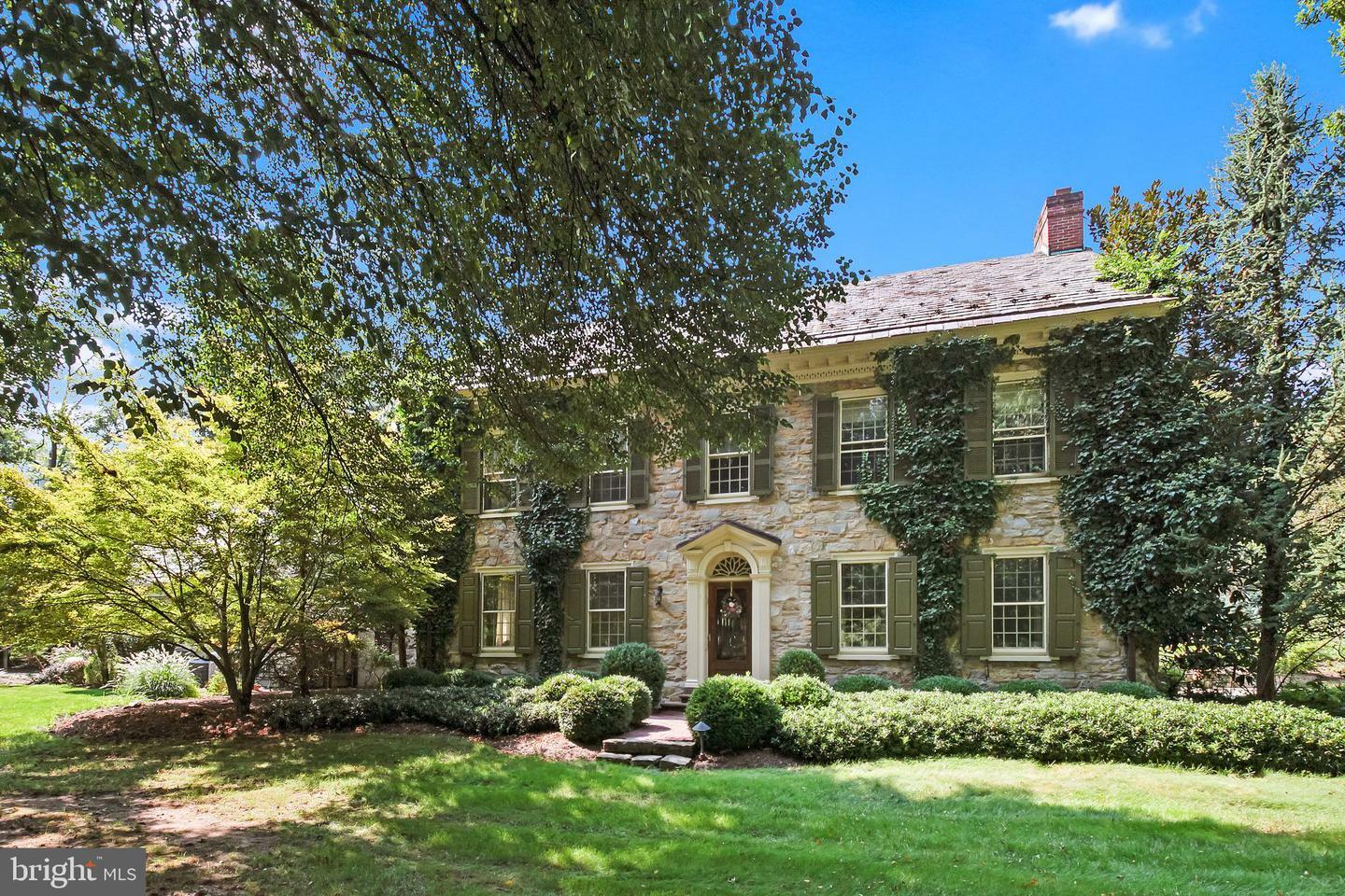 Property Photo:  1633 Old Wyomissing Road  PA 19610 