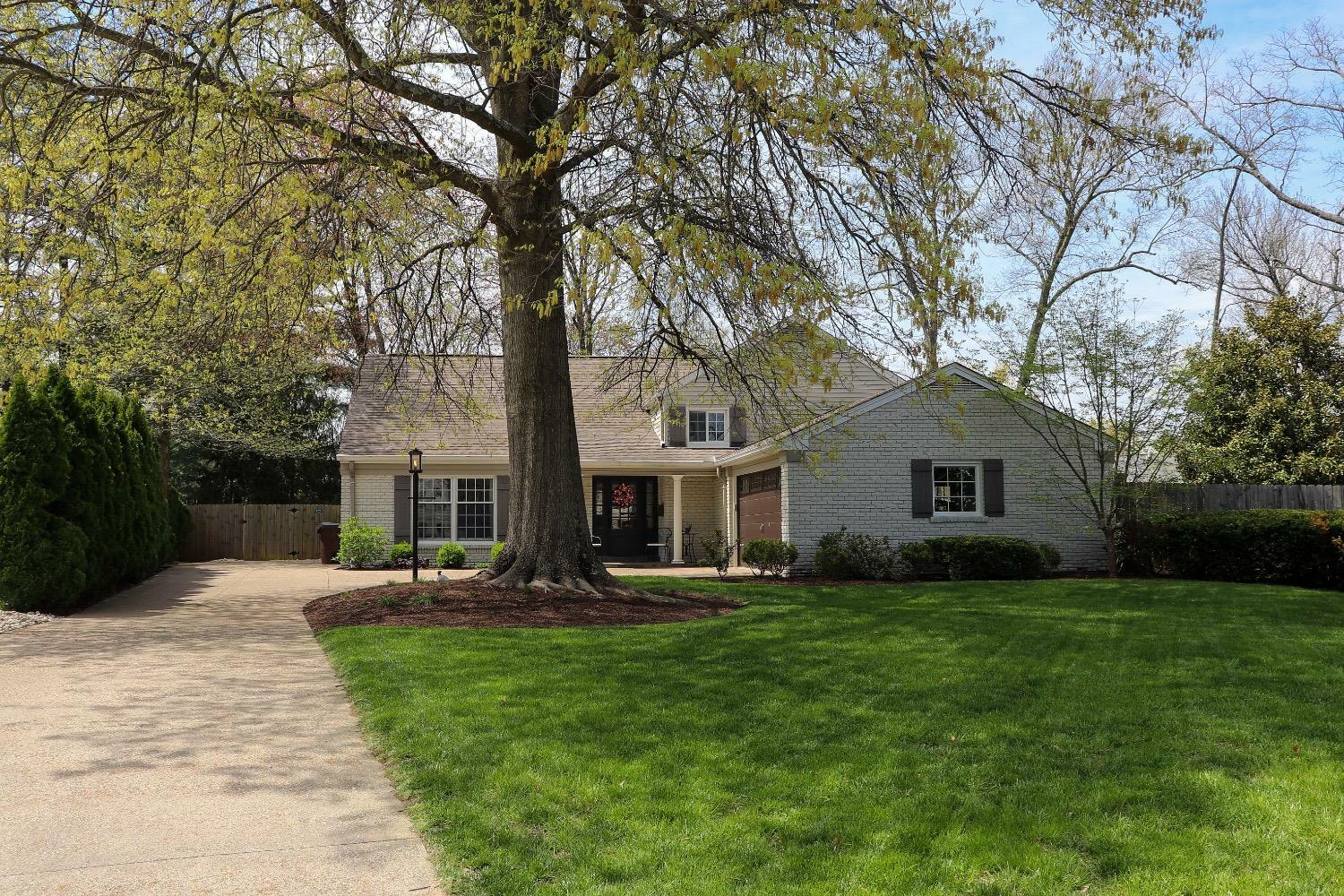 Property Photo: 7931 Schoolhouse Ln OH 45242