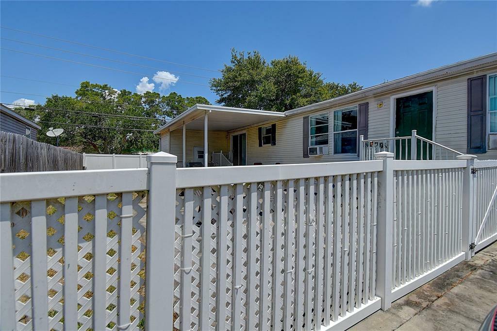 Property Photo:  6003 141st Terrace N  FL 33760 