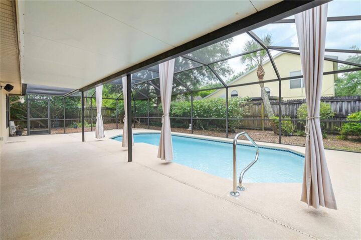 Property Photo:  1810 Cypress Ridge Drive  FL 32825 