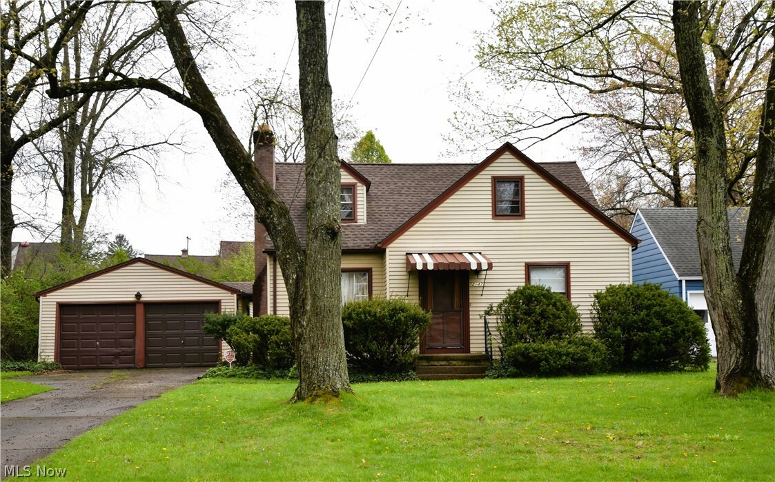 Property Photo:  2147 Coleman Drive  OH 44511 