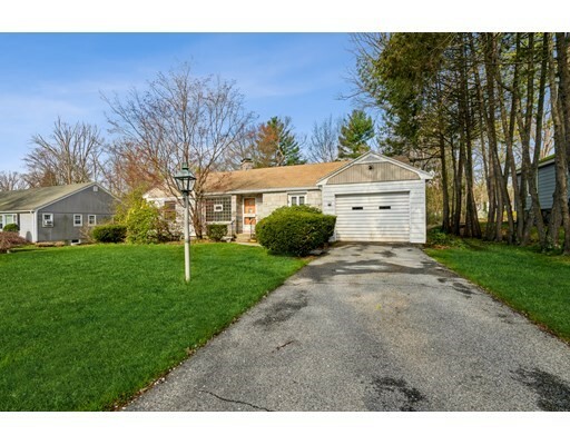 Property Photo:  43 Kinnicutt Road  MA 01602 