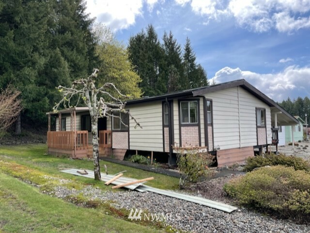 Property Photo: 167 Sereno Circle Drive WA 98312