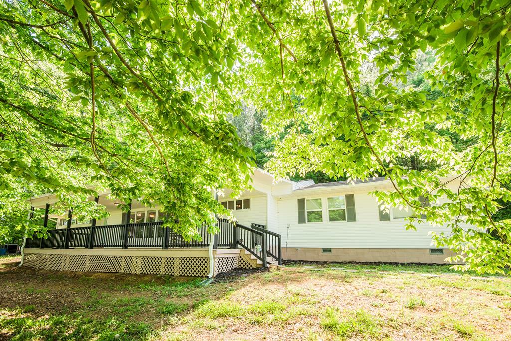 Property Photo:  501 Buddy Drive  GA 30721 