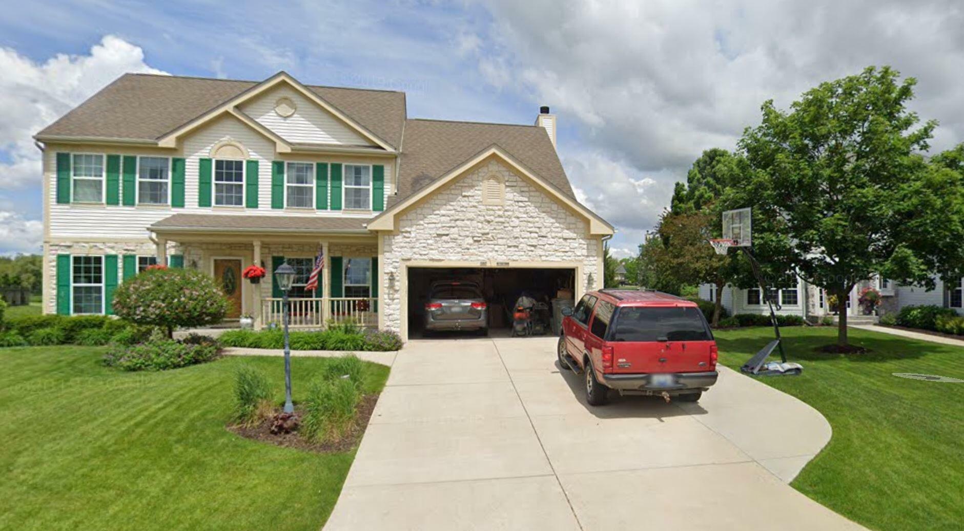 Property Photo: S97w13194 Champions Dr WI 53150