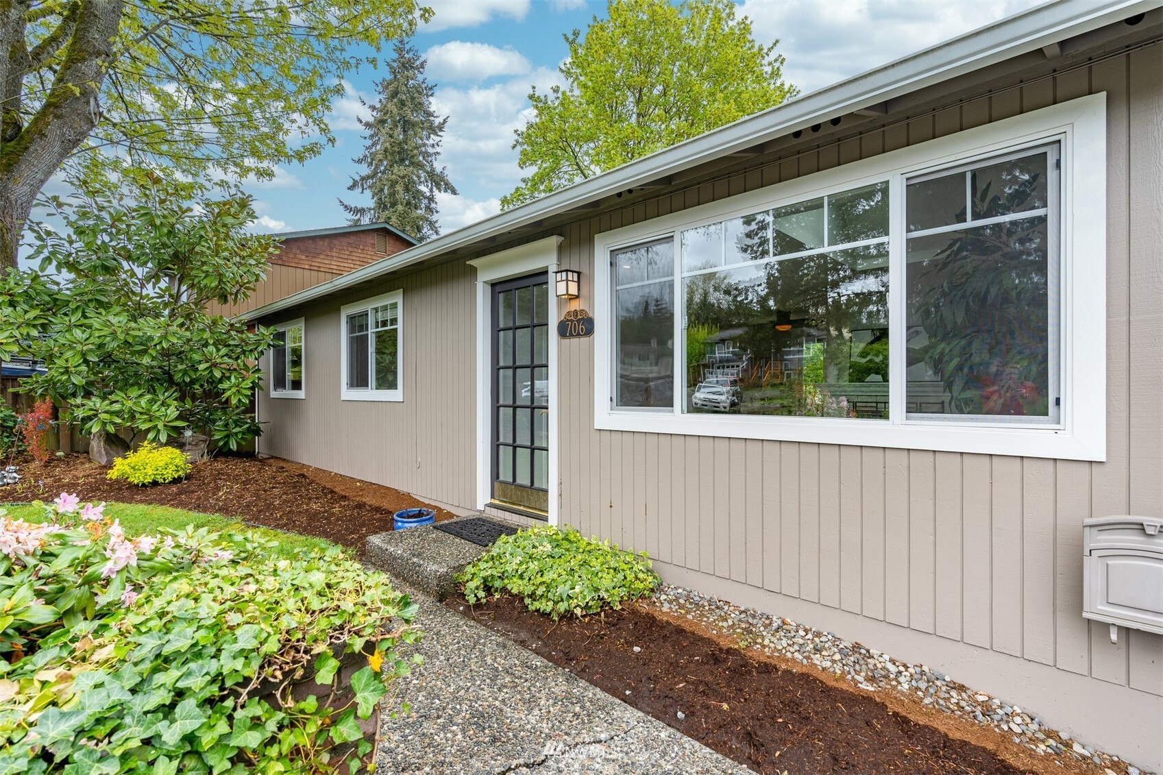 Property Photo: 706 204th Street SE WA 98012