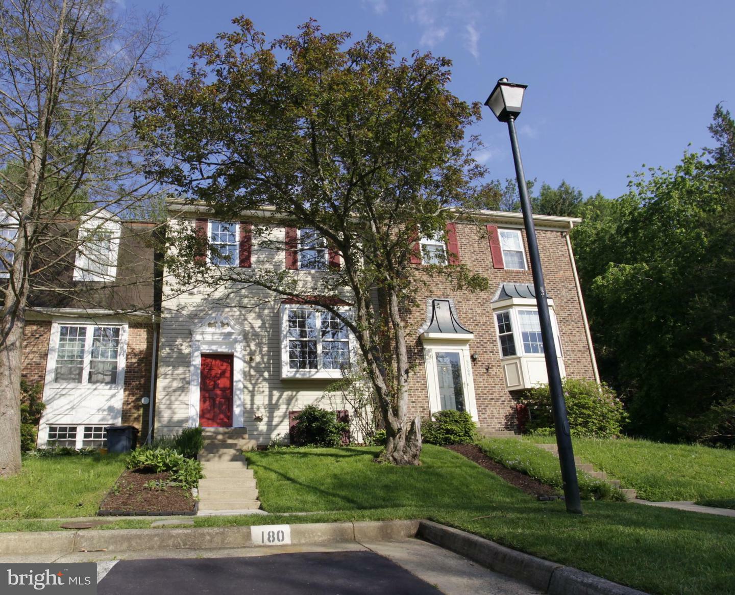 Property Photo: 5767 Devon Lane VA 22015