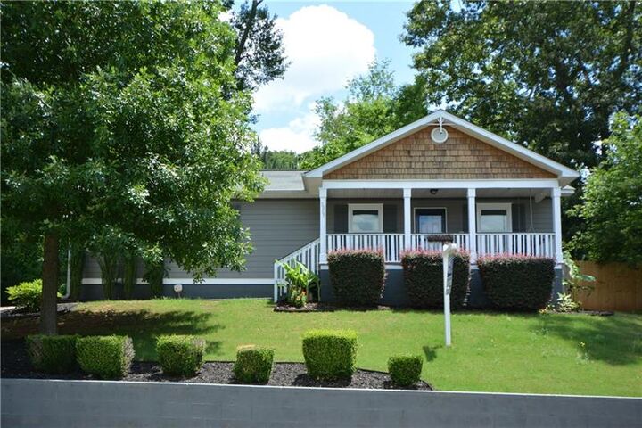 2087 Lakewood Trail SE  Atlanta GA 30315 photo