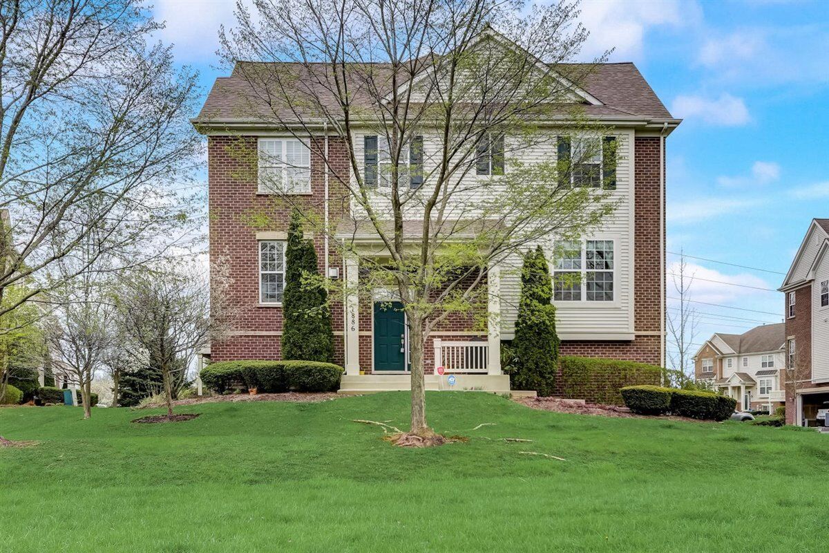 Property Photo:  1886 Potomac Court  IL 60090 