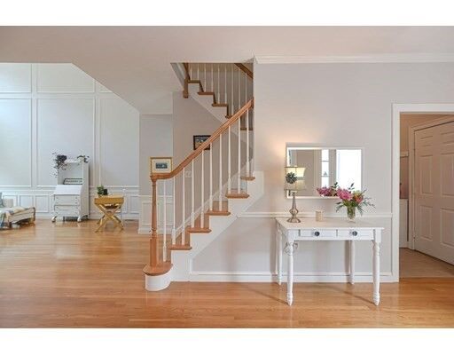 Property Photo:  3 Lois Lane 3  MA 02056 
