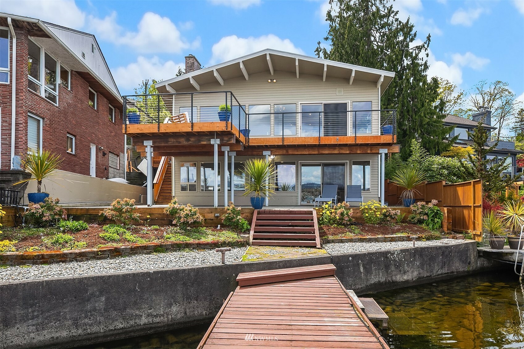 Property Photo:  10402 Rainier Avenue S  WA 98178 