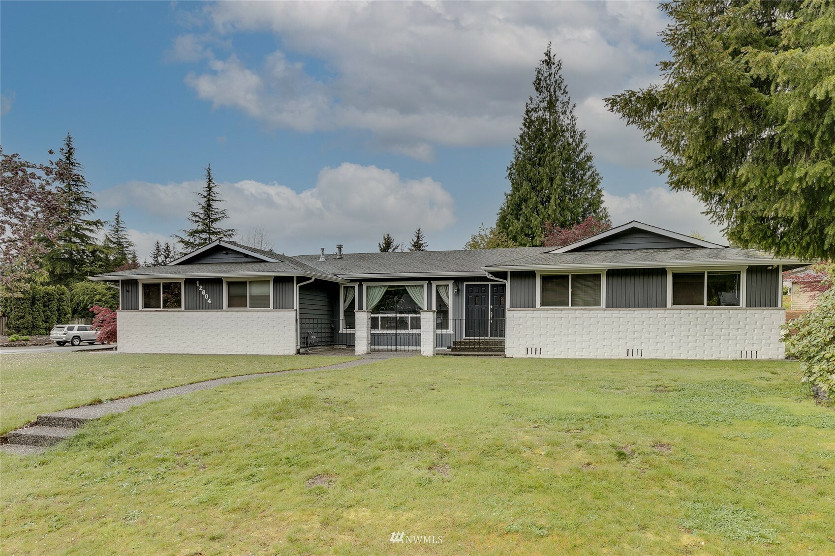 Property Photo:  12604 48th Drive NE  WA 98271 