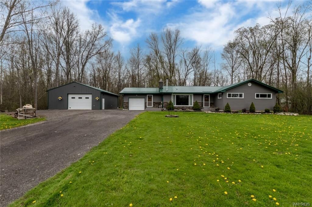 Property Photo:  2347 Bush Road  NY 14072 