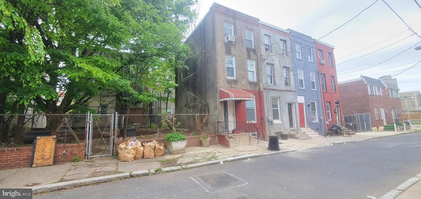 Property Photo:  2948 Edgley Street  PA 19121 