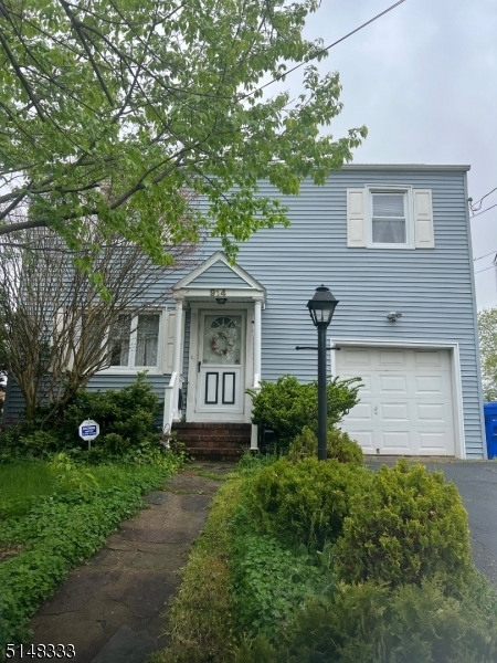 Property Photo:  914 Miltonia St  NJ 07036 