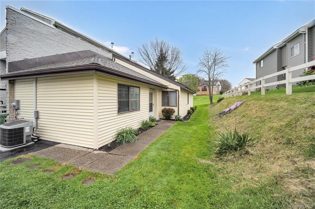 Property Photo:  59 Country Club Drive  NY 10921 