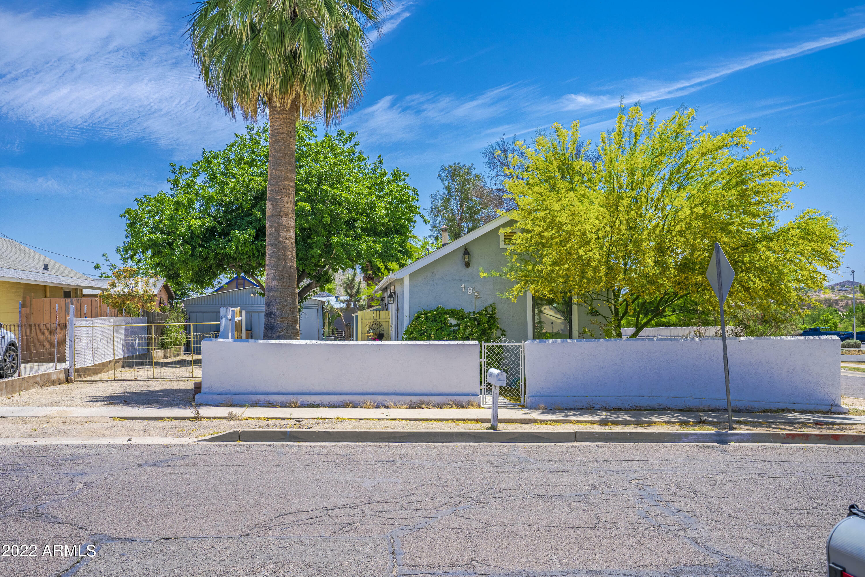 Property Photo:  195 W Apache Street  AZ 85390 