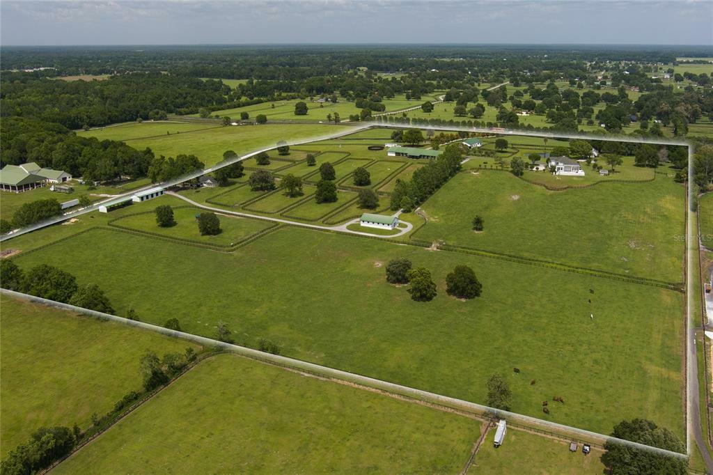 Property Photo: 11600 N US Highway 441 FL 34475