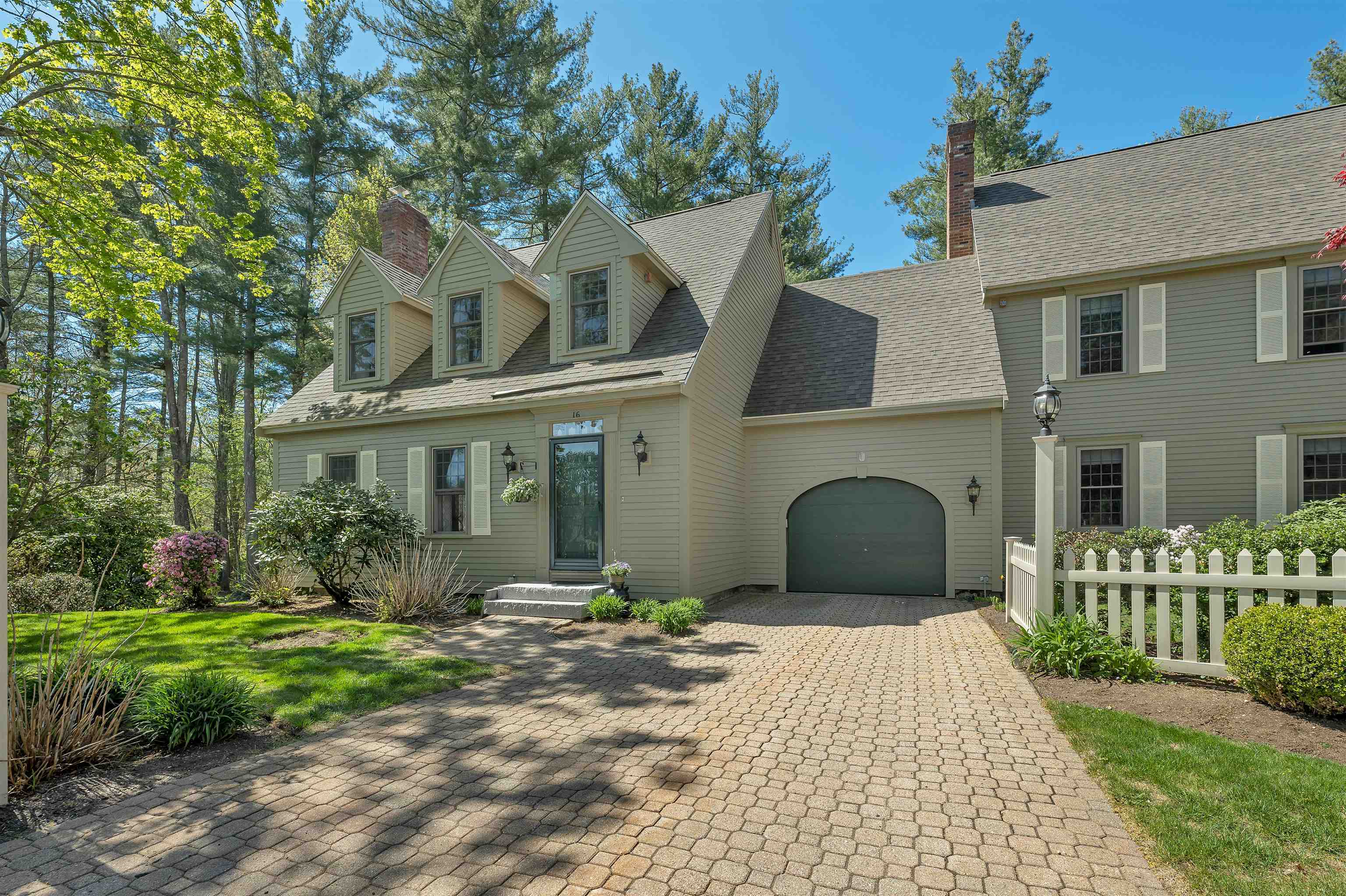 Property Photo: 16 Lamplight Drive 16 NH 03811