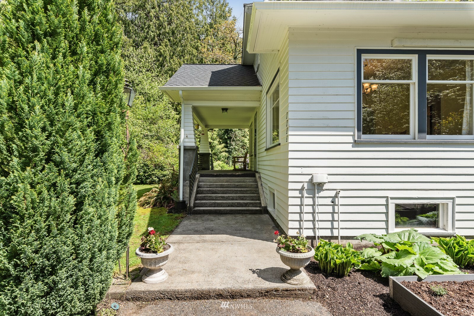 Property Photo:  8632 Lakewood Road  WA 98292 