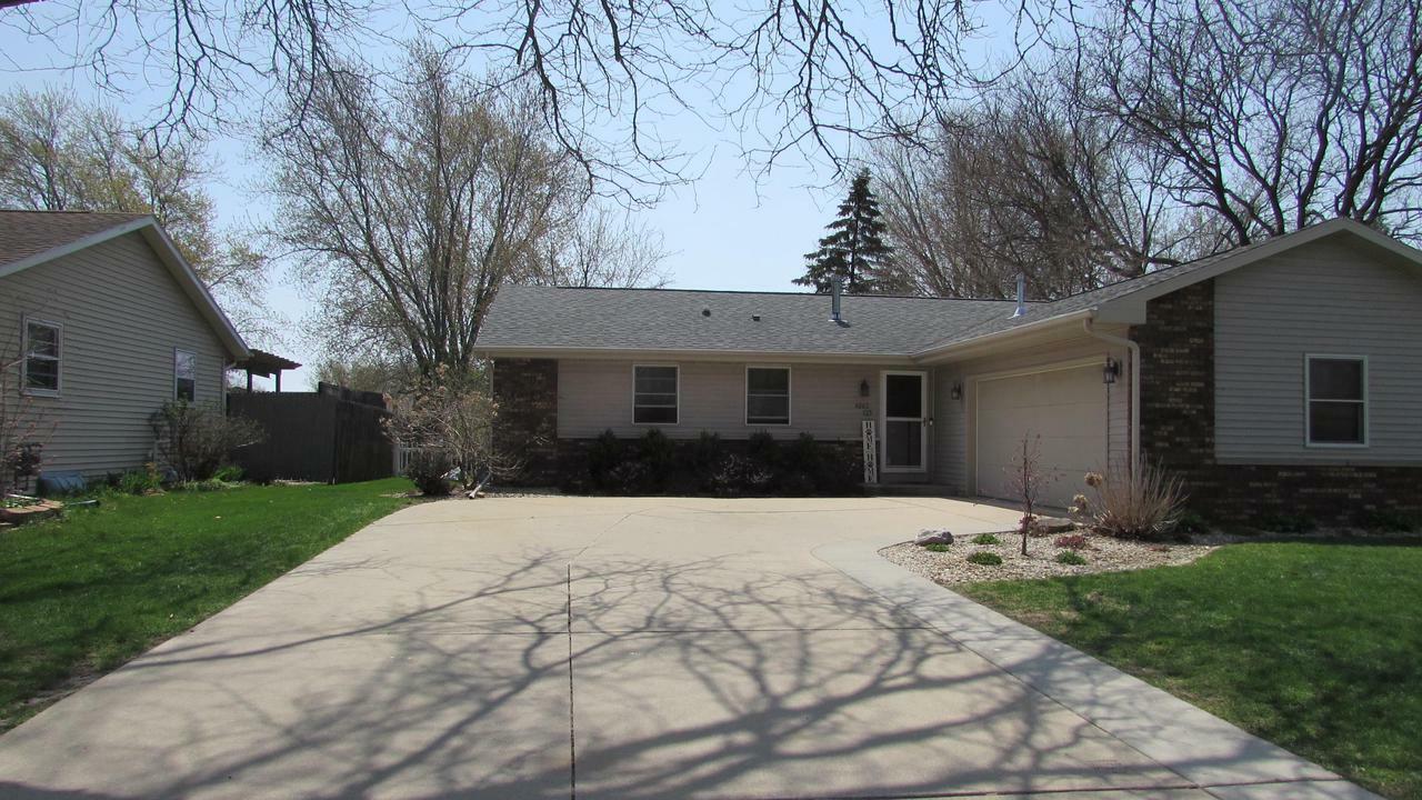 4262 Skyview Dr  Janesville WI 53546 photo
