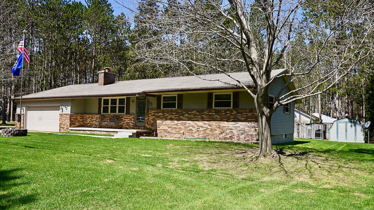 Property Photo: 208 Lakeview Drive MI 48653