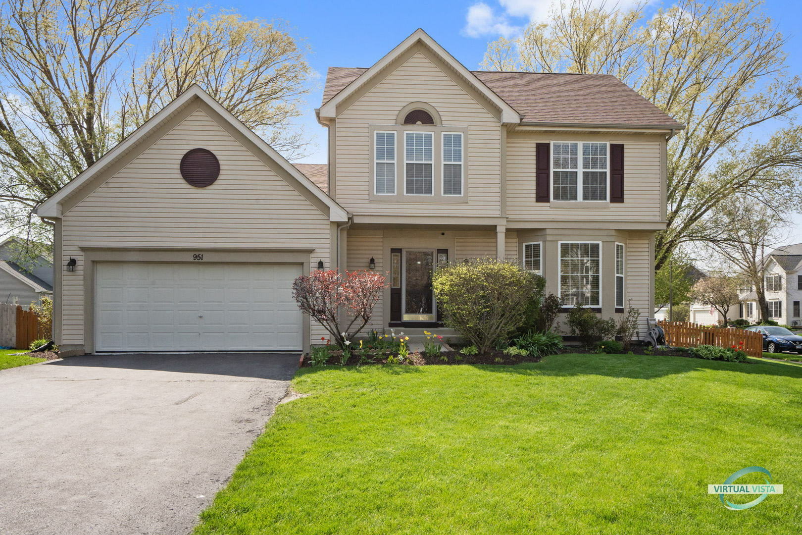 Property Photo: 951 Sundew Court IL 60504