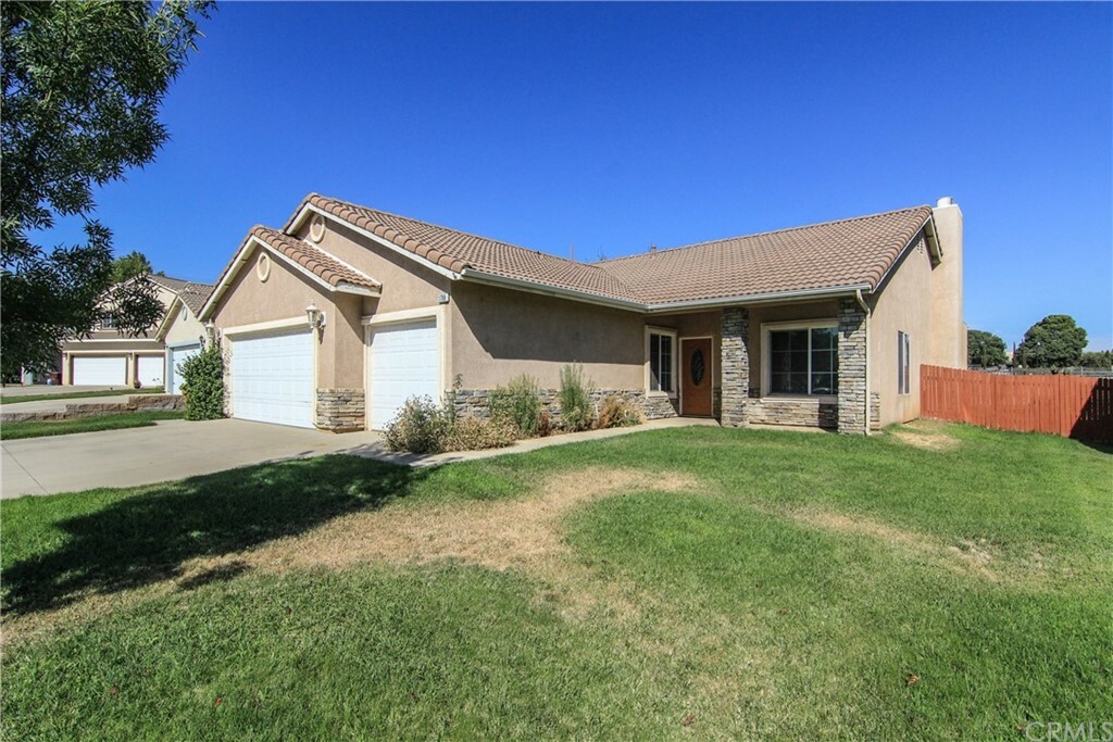 Property Photo:  1786 Shane Lane  CA 92223 