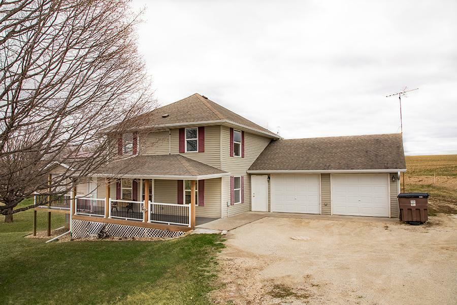 Property Photo: 32835 County Road 43 MN 55972