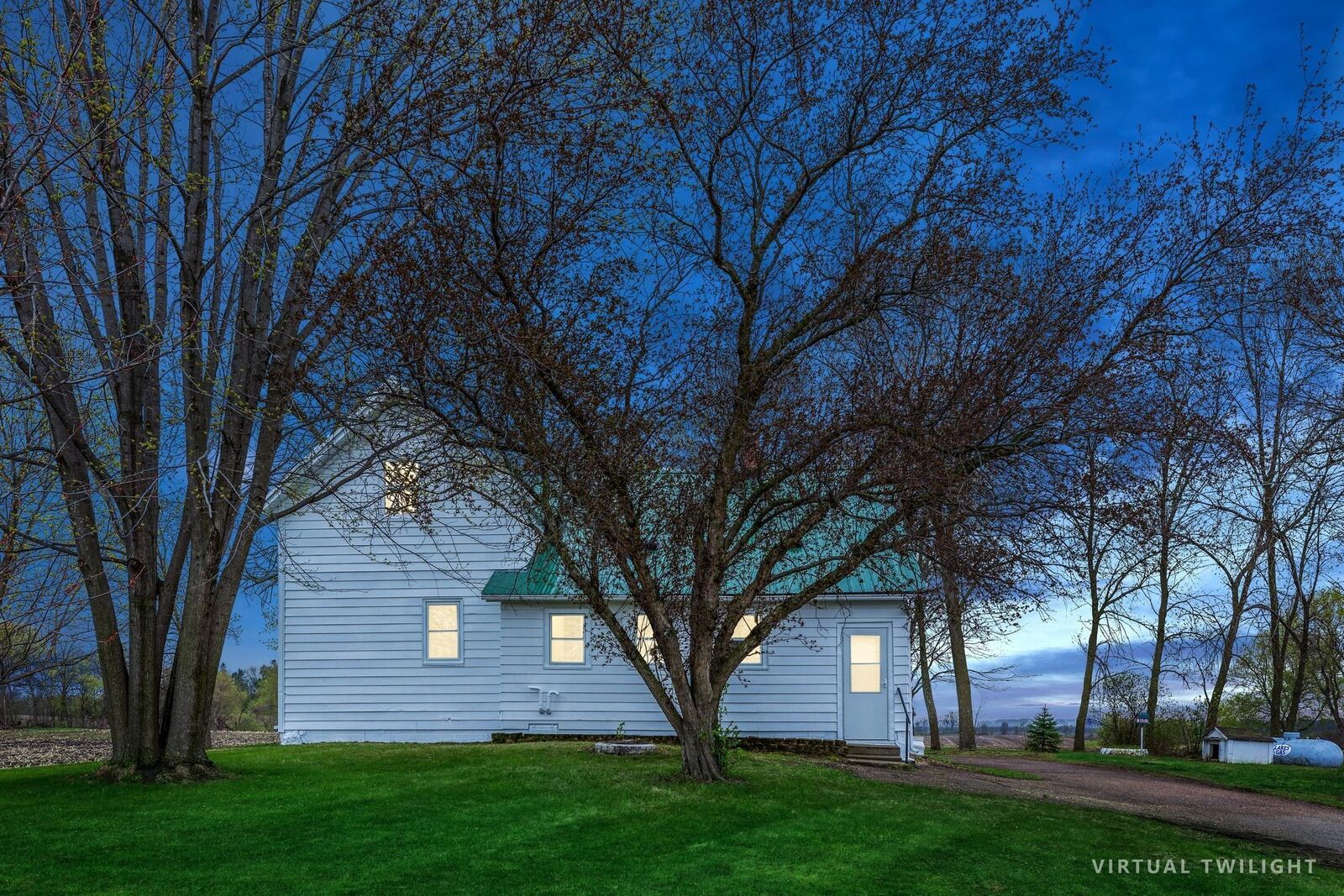 Property Photo:  11698 Morristown Boulevard  MN 55052 