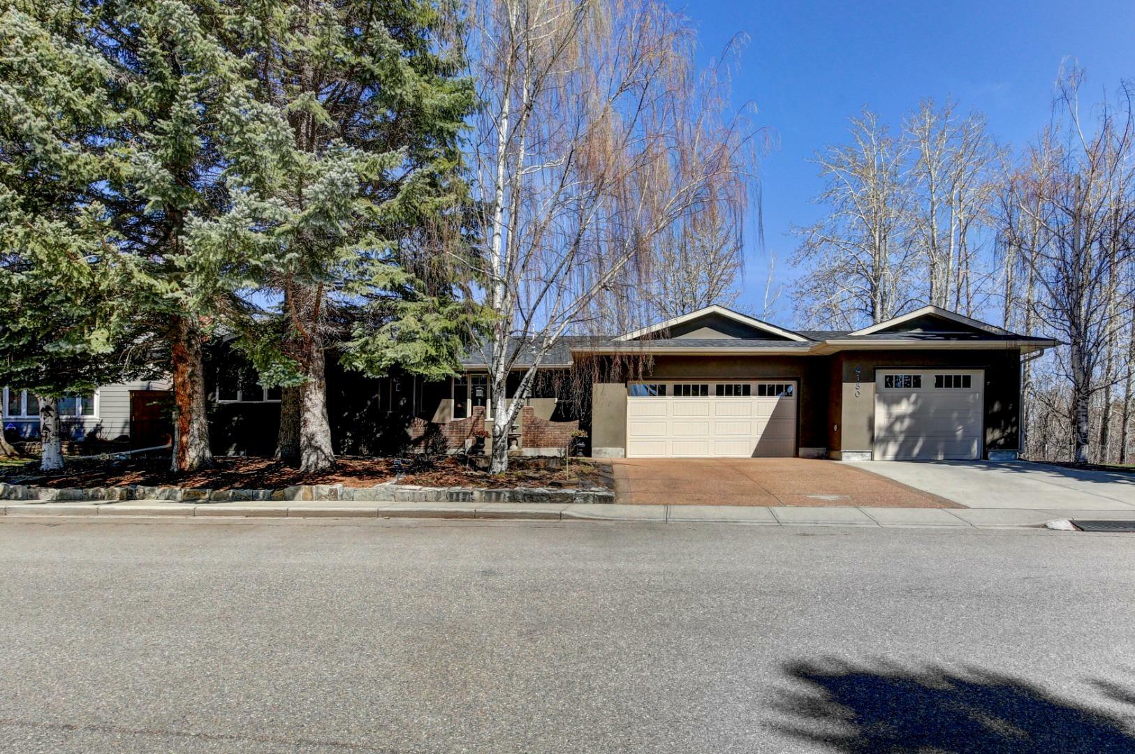 Property Photo: 4180 Varsity Road NW AB T3B 2Y7