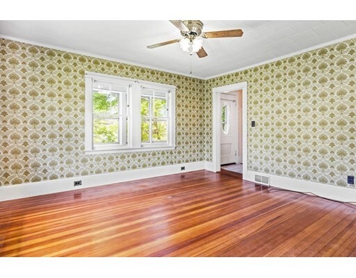 Property Photo: 1100 Middle St MA 02190