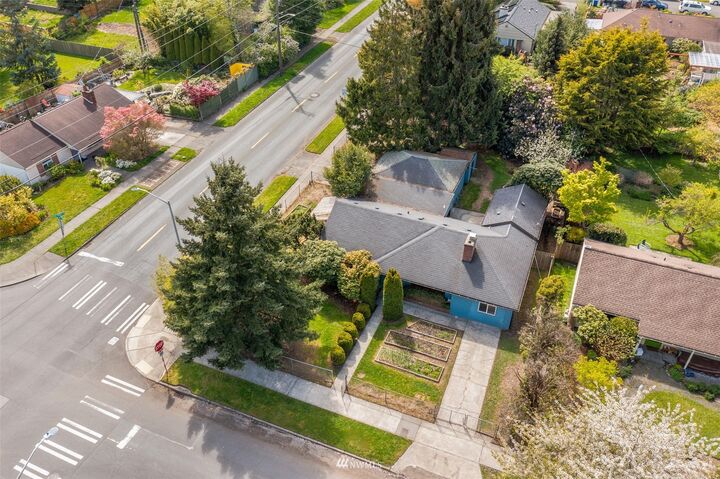 Property Photo:  10003 8th Avenue NW  WA 98177 