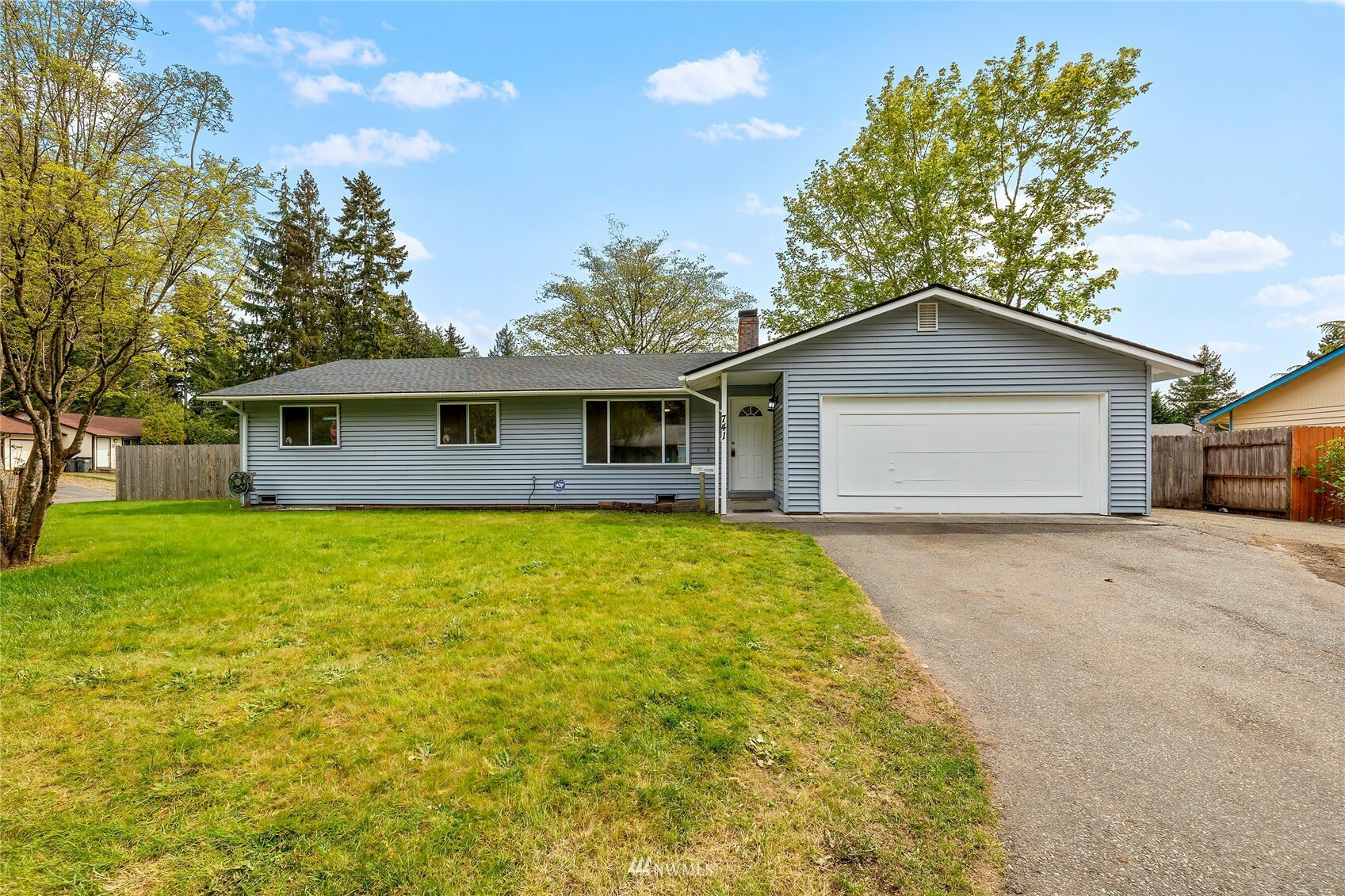 Property Photo:  741 NE Cottonwood Drive  WA 98311 